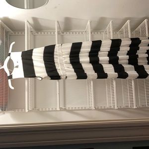 black and white maxi dress
